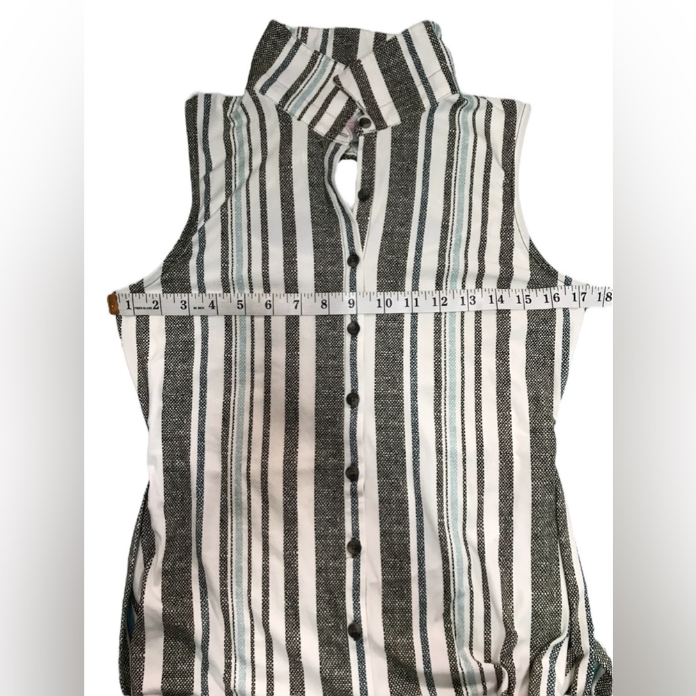NWOT No Boundaries Striped Button Up Collar Belted Lace Cut Out Dress SizeM(7-9) - Picture 3 of 7
